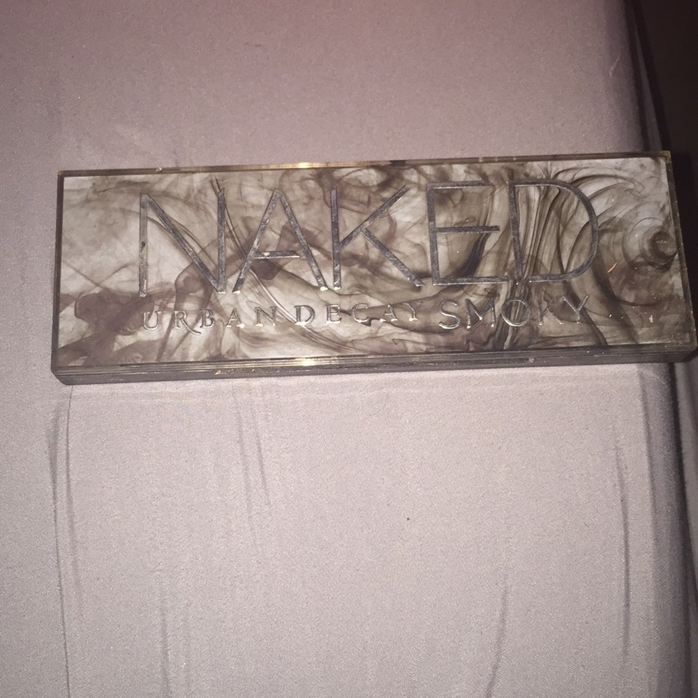 NAKED SMOKY PALETTE
